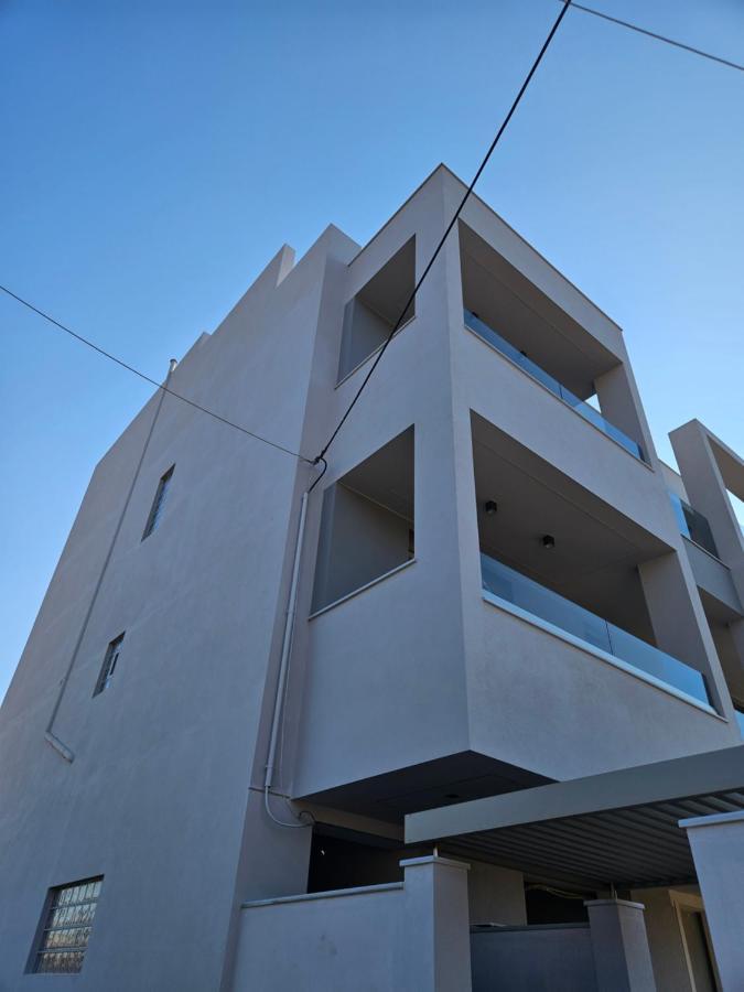 Calm & Dreamy Luxury Apts Pírgos Екстериор снимка